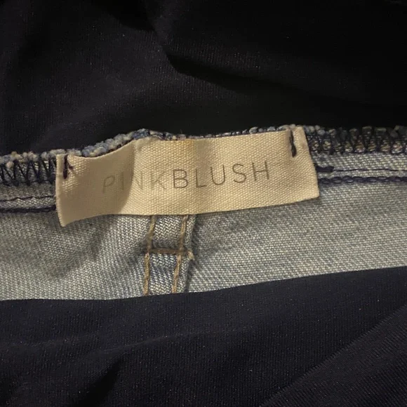 Stylish Blue Denim Maternity Women Shorts - Picture 2 of 2